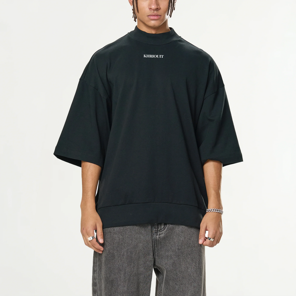 MINIMALIST  MOCK_NECK T-SHIRT