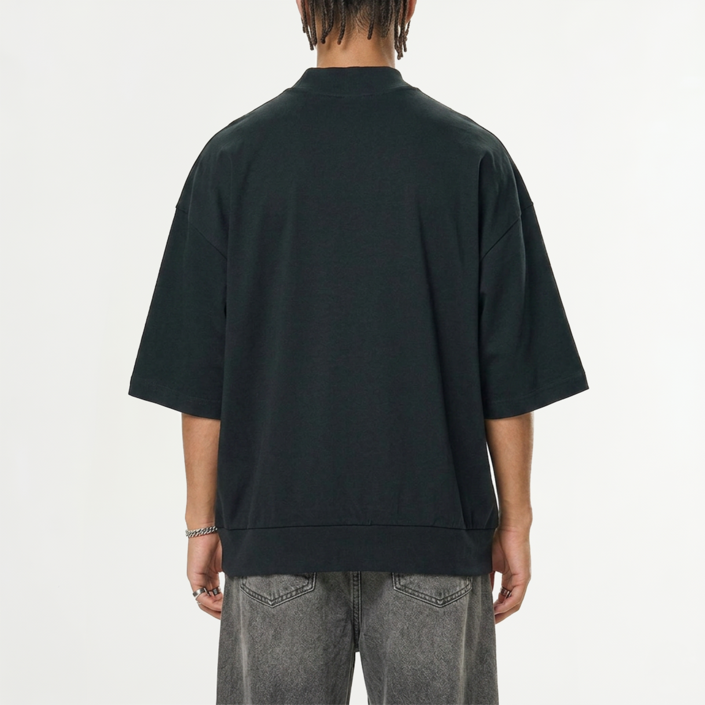 MINIMALIST  MOCK_NECK T-SHIRT